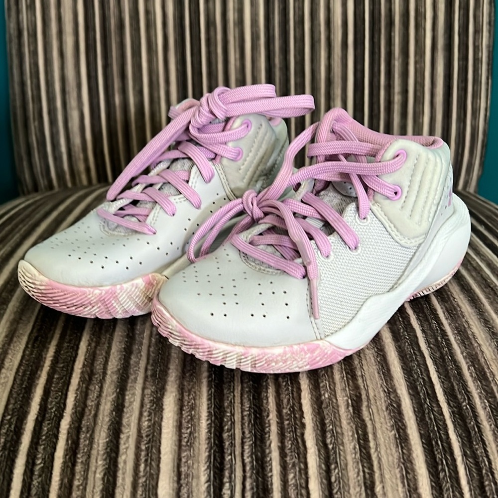 Girls Under Armour Sneakers- Size 12
